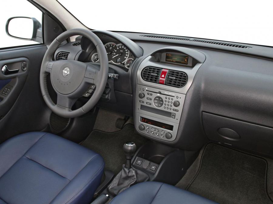  Opel Corsa 5-Door 2003 года  (фото 8 из 12)